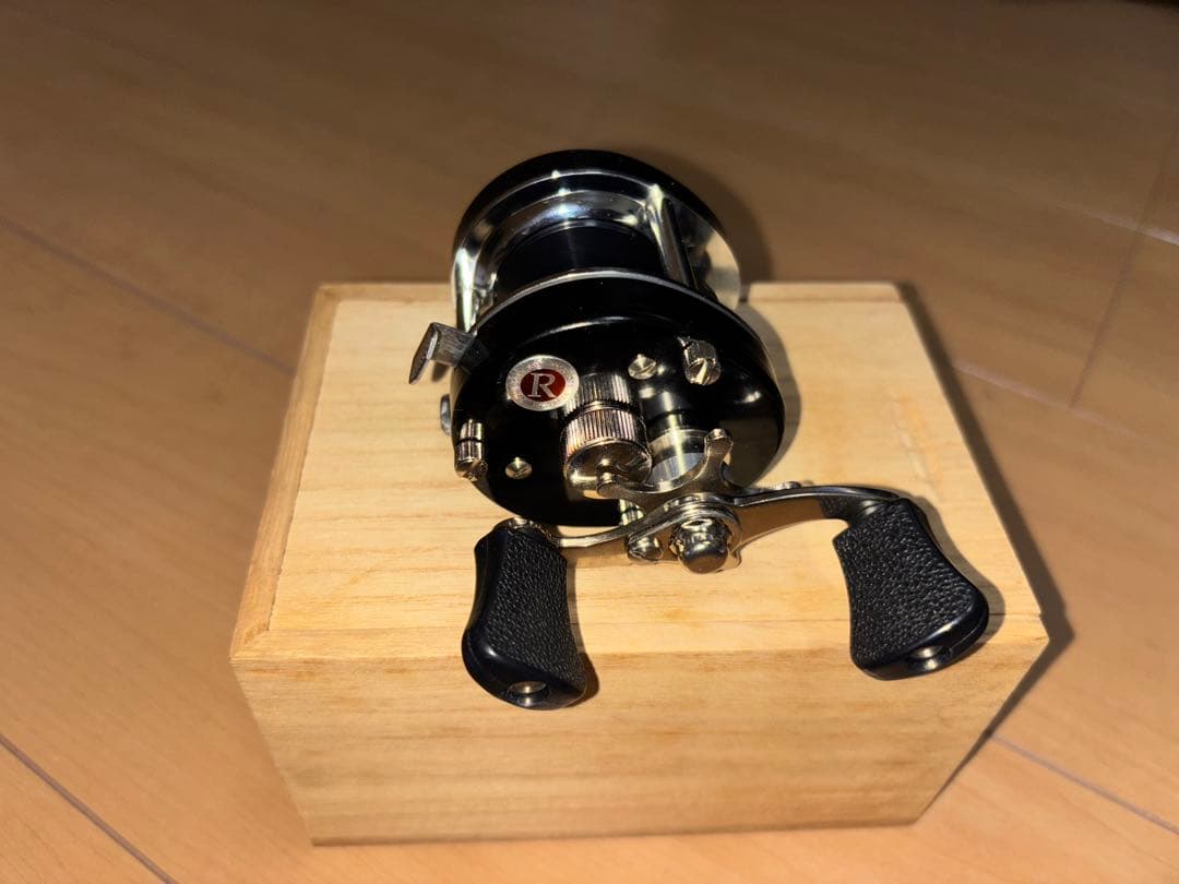 ロベルソン マーベリック 3600　ブラック ／ 五十鈴工業