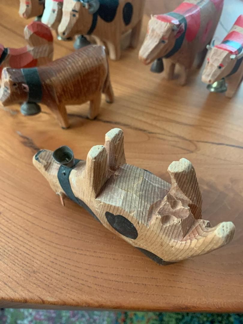 ヨーロッパ ビンテージ 牛 木彫り 郷土玩具 民芸 北欧 スイス ドイツ