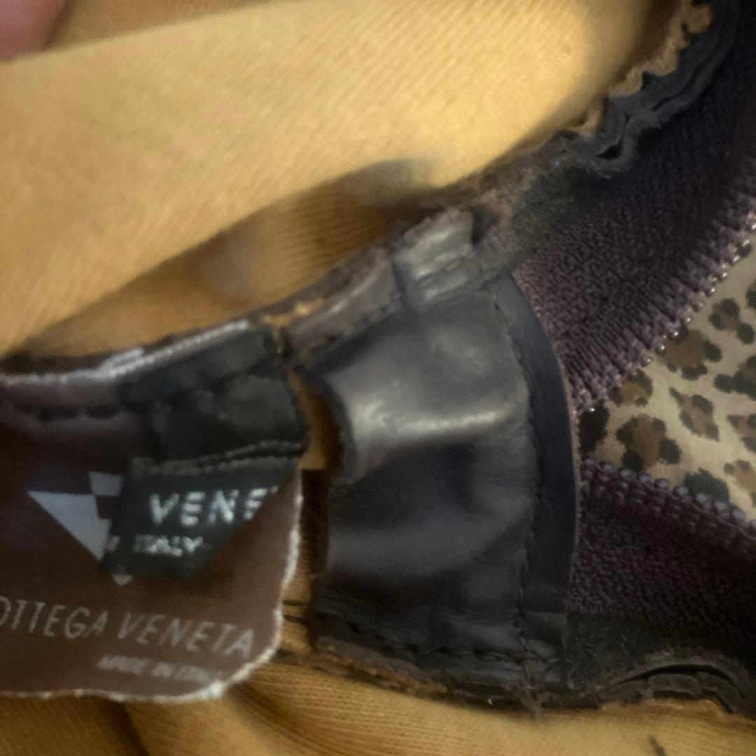 ボッテガヴェネタ　折りたたみバッグ 大きめ 鍵付き