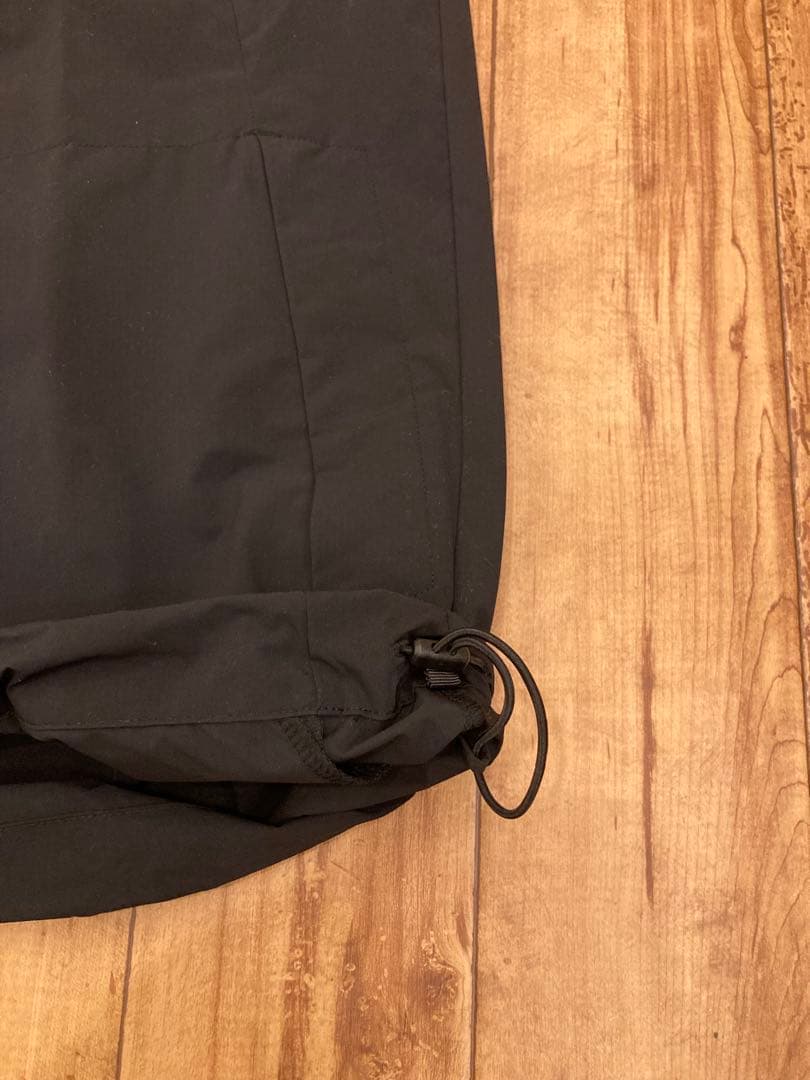 OAKLEY オークリー　サイズＬ 新品未使用品　プルオーバー　メンズウェア