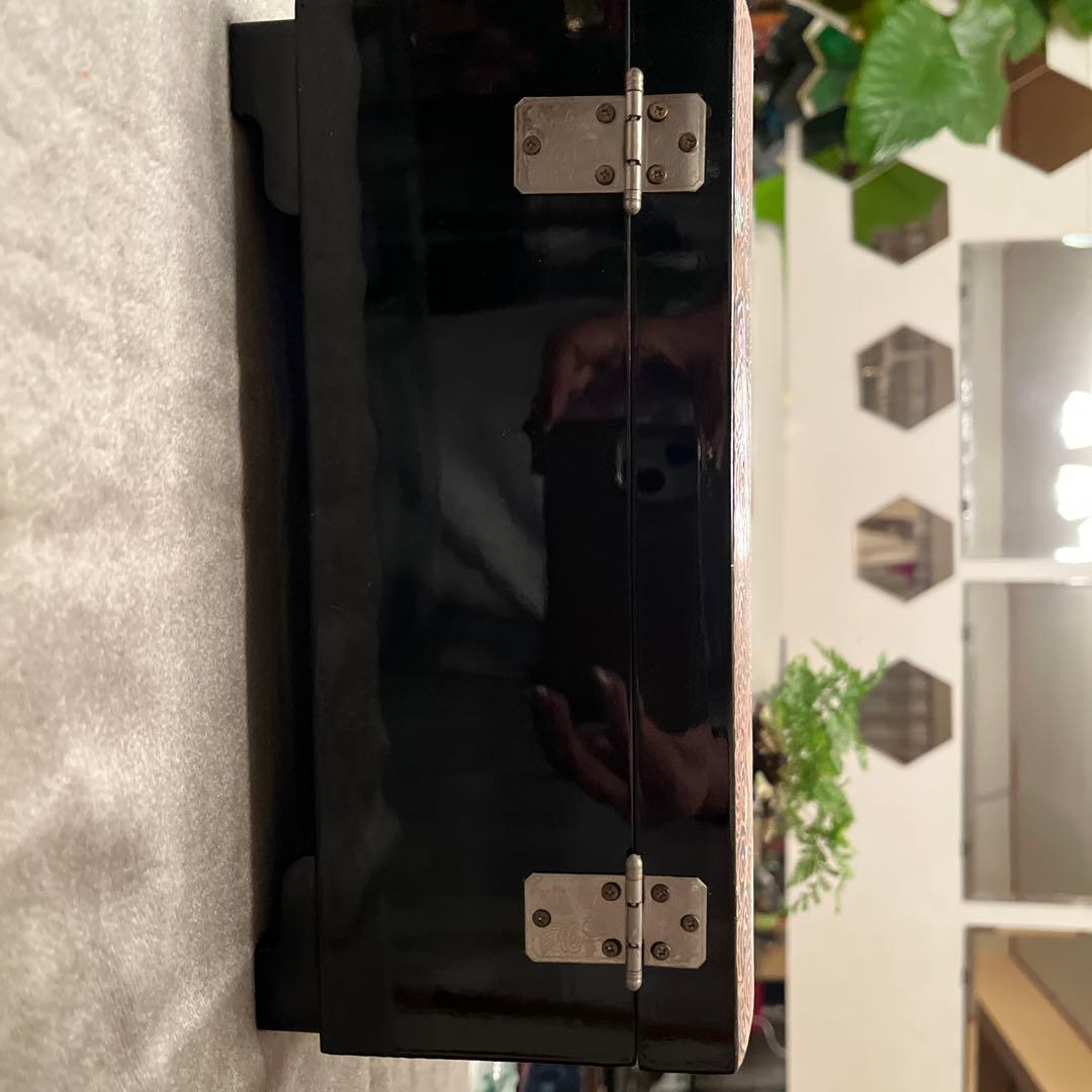 作家　漆器 ドラゴン模様の箱