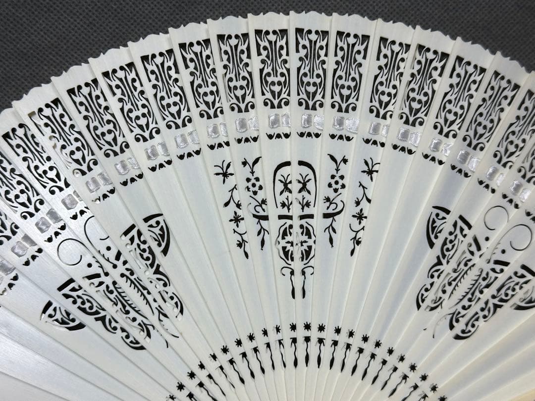 極上　天然素材　扇子　和装小物　茶道　お茶会　お茶席　歌舞伎古美術品　 細密細工