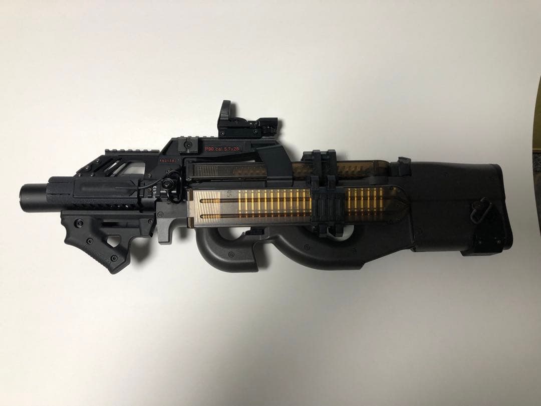 東京マルイ スタンダード電動ガン P90 カスタム品