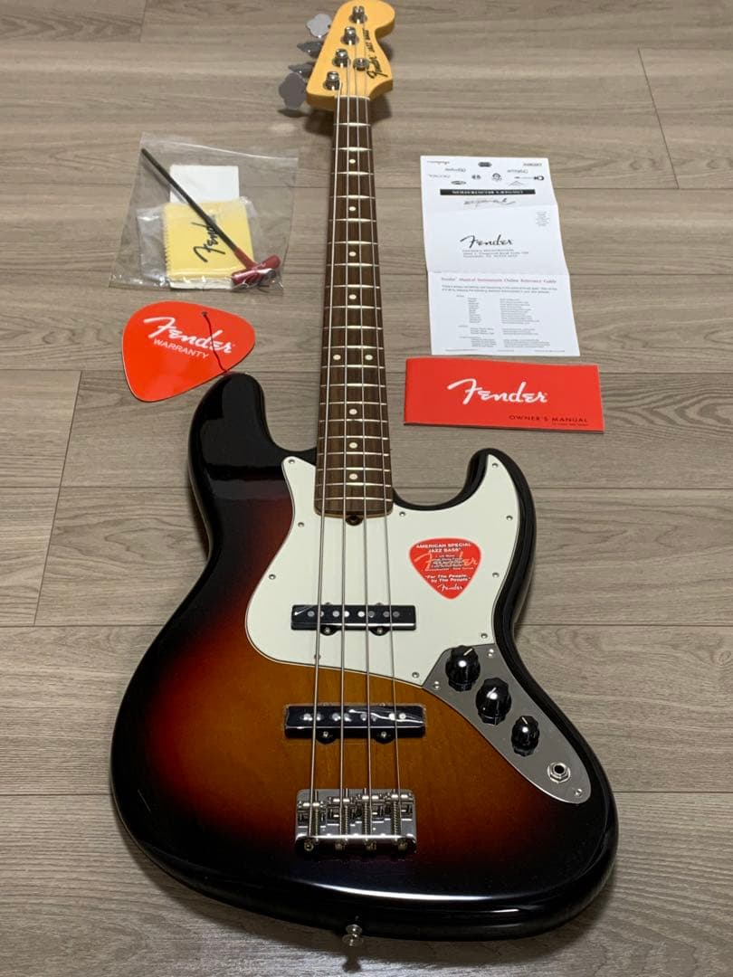1月中 FENDER USA american special jazzbass
