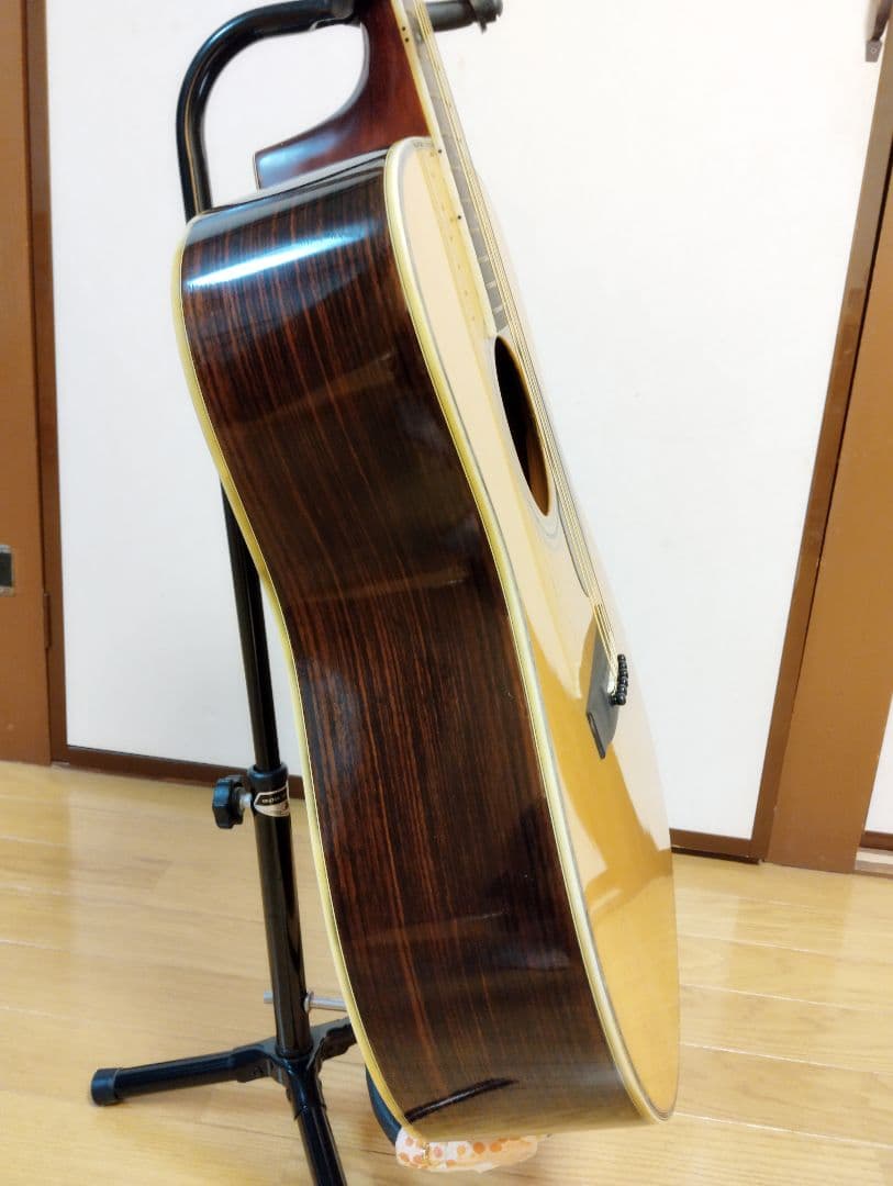 Morris W-50 1977年製 ハードケース付