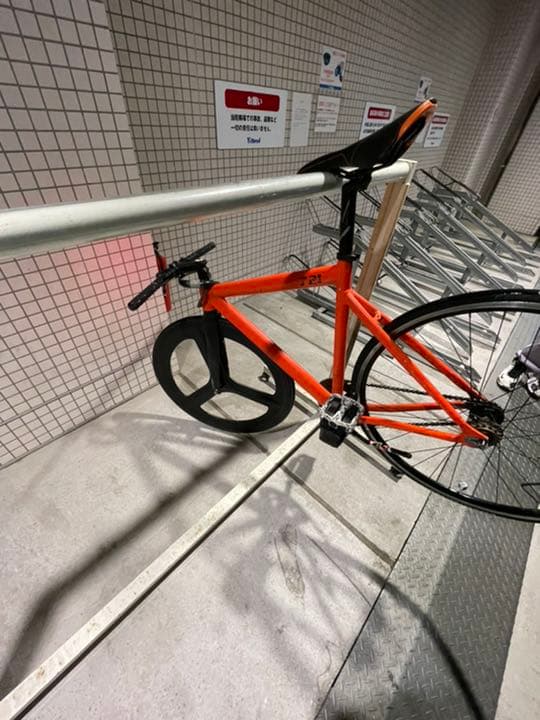 leader721 オレンジ　バトンホイール