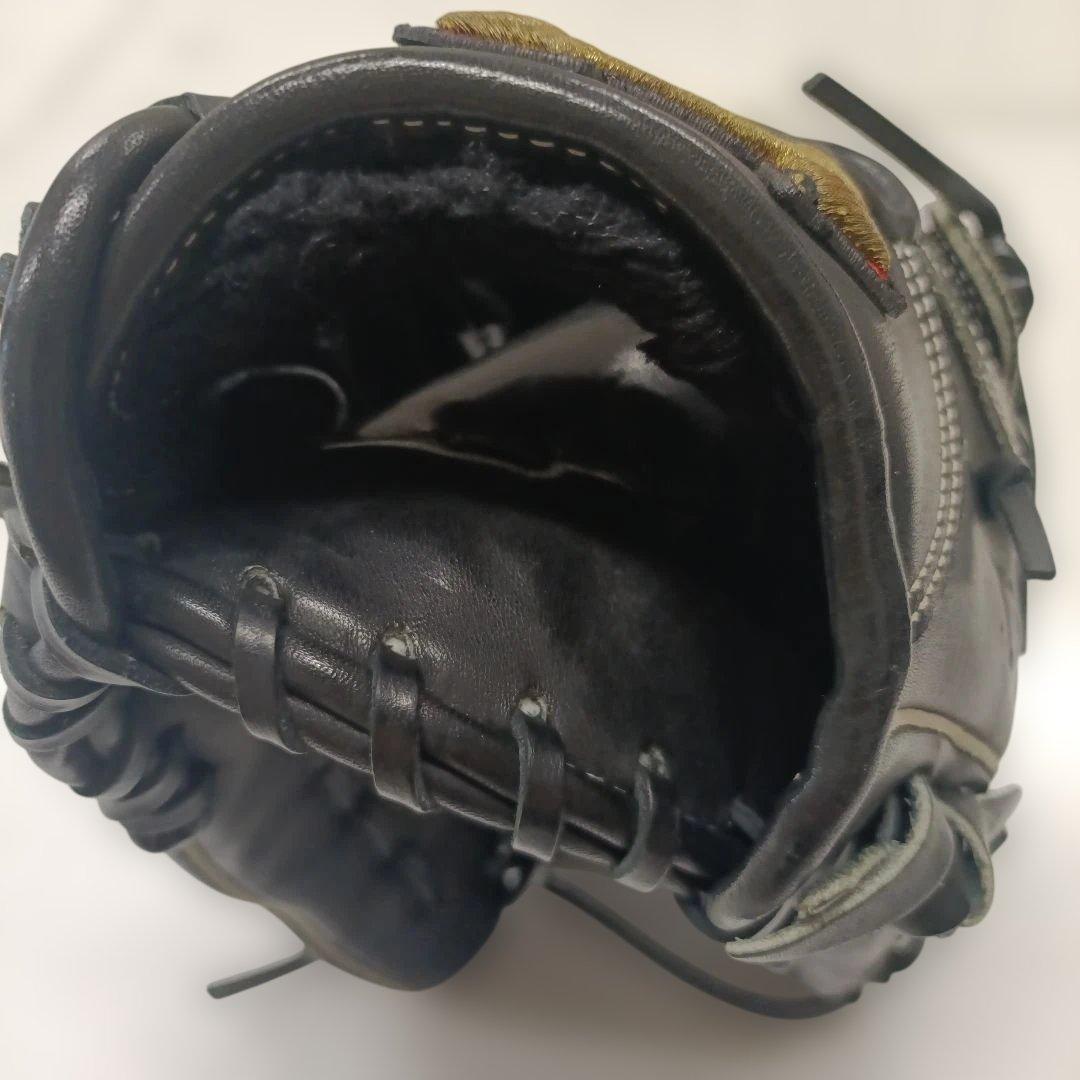 美品 UNDER ARMOUR グローブ 一般 軟式