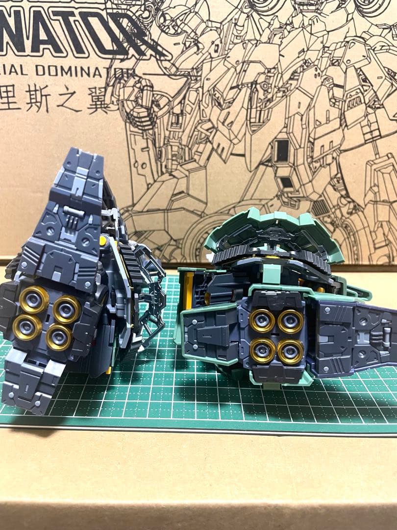 アクシズ社 エアリアル・ドミネーター　オシリスの翼　 海外製プラモデル