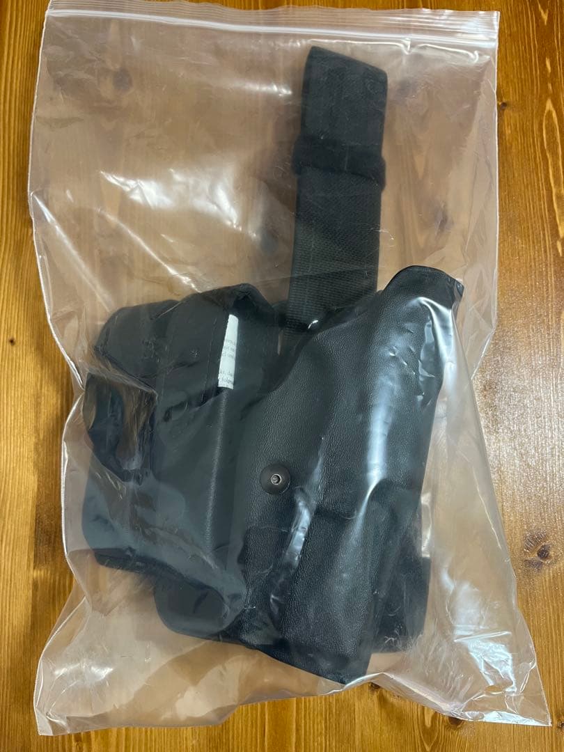 サファリランド 6004 グロック 17 22 レッグホルスター マグポーチ付