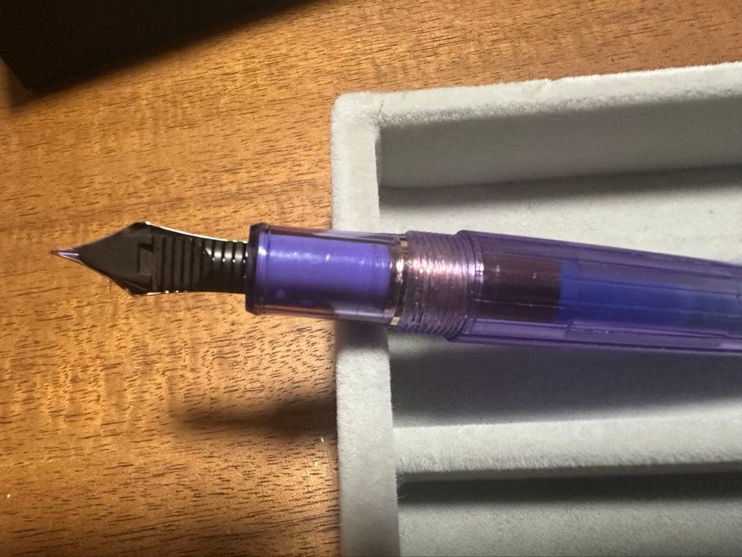 #3776 センチュリー ニース ラヴァンド 細字(F)（傷有り）