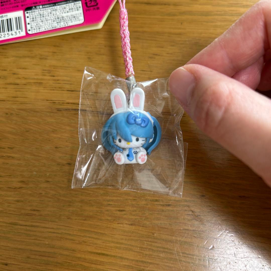 ご当地キティ　北海道限定 初音ミク MIKU × Hello Kitty