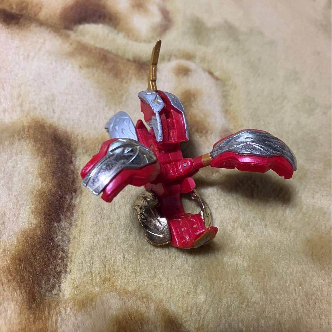 統タヴァネル　レッド　非売品　爆丸