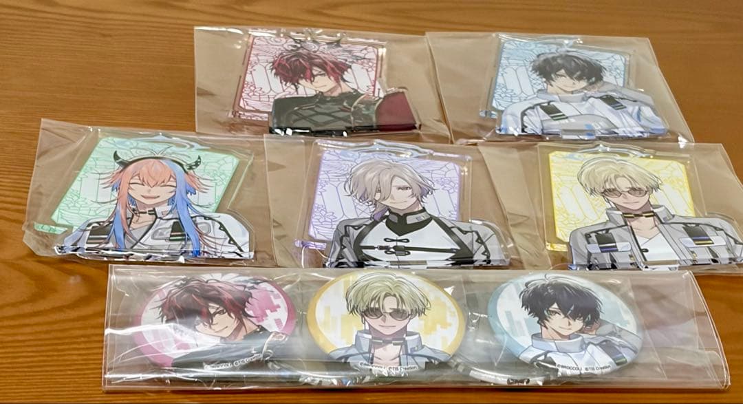 UN:LOGICAL アンロジカル　WonderGOO特典アクスタ・缶バッジ