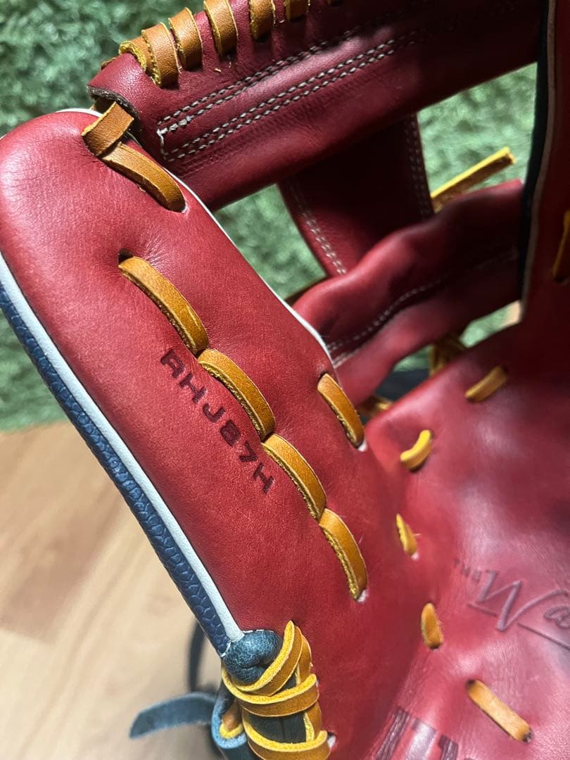 ウィルソン ワナビーヒーローデュアル 軟式内野手用87型 ネイビーSS×レッド