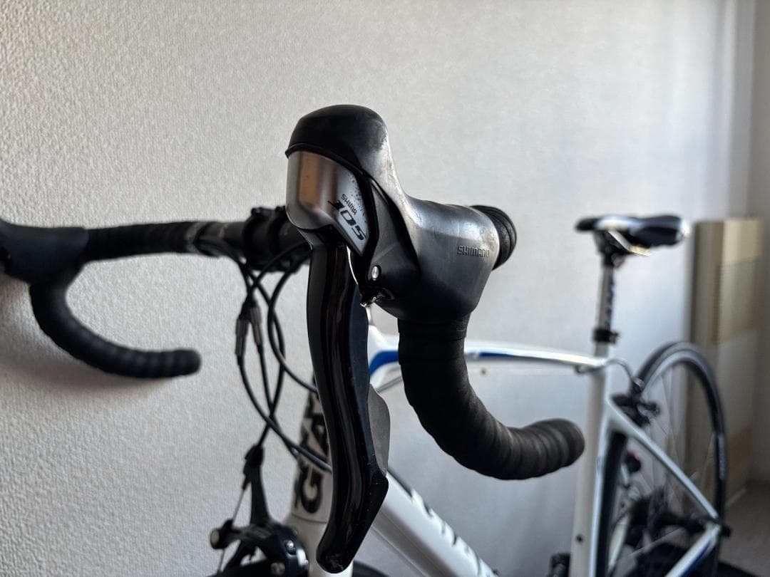 GIANT DEFY COMPOSITE3　2013　105に変更　札幌