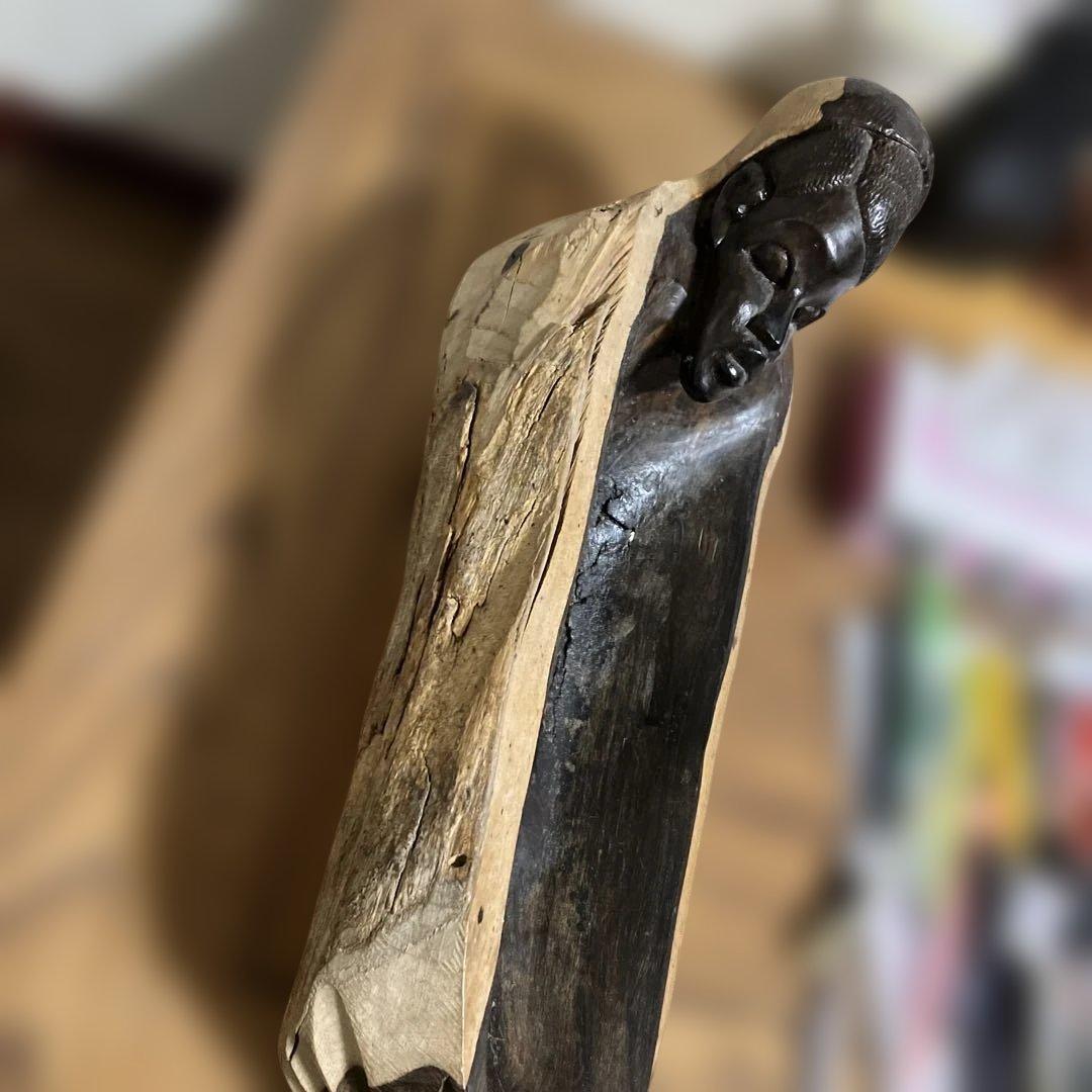 アフリカンアート風木製彫刻