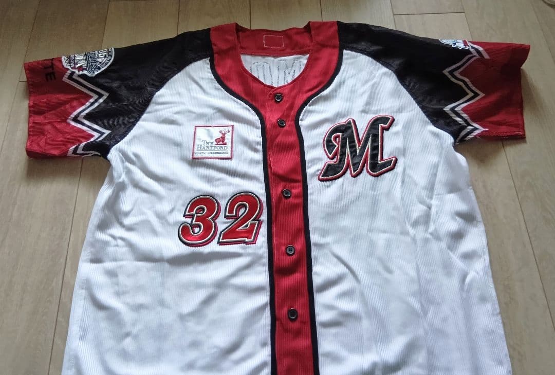 【限定　記念】ロッテ　マリーンズ　40周年　根元　サード　ユニフォーム　フリー