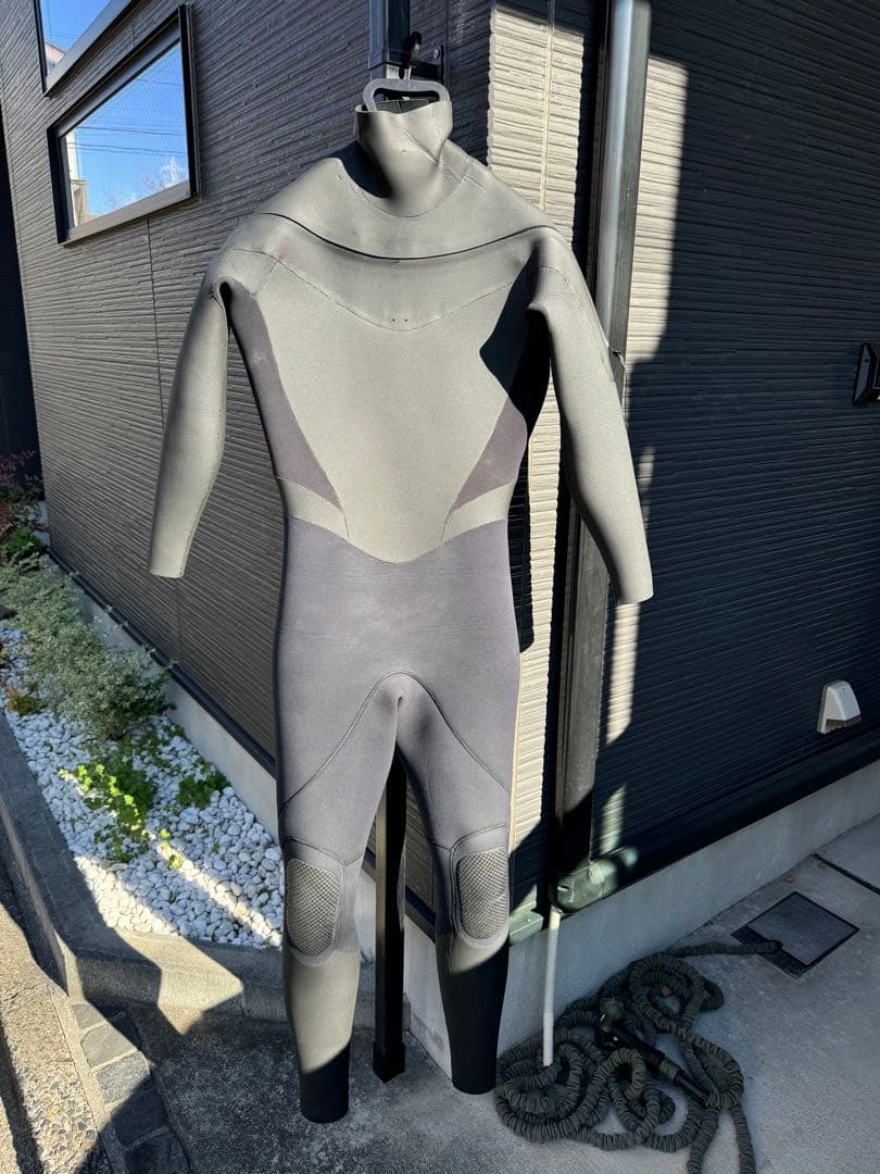 5x3 セミドライ　ウエットスーツ　エアフレーム