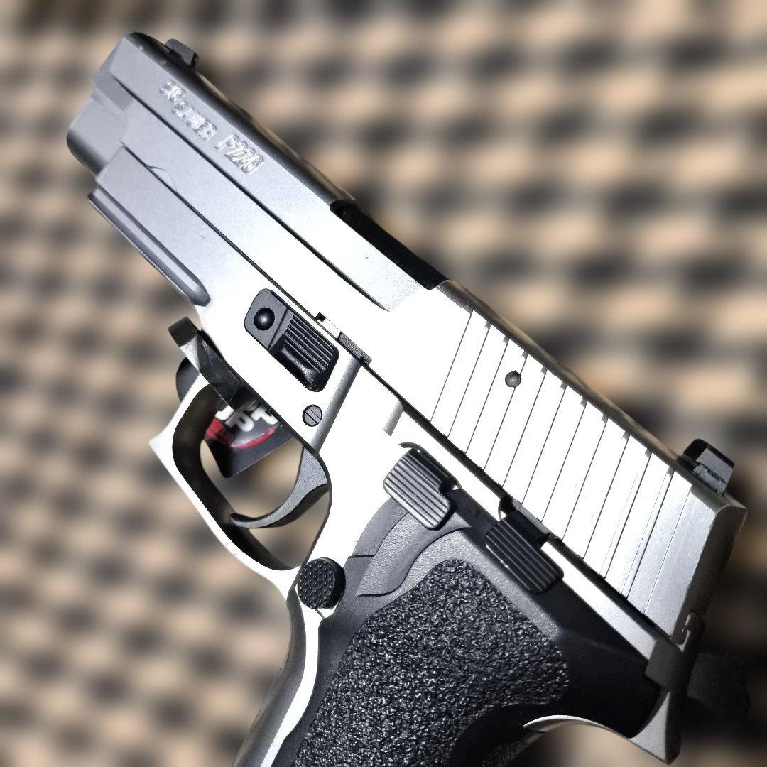 東京マルイ製　SIG SAUER P226　E2 ステンレスモデル　シールズ