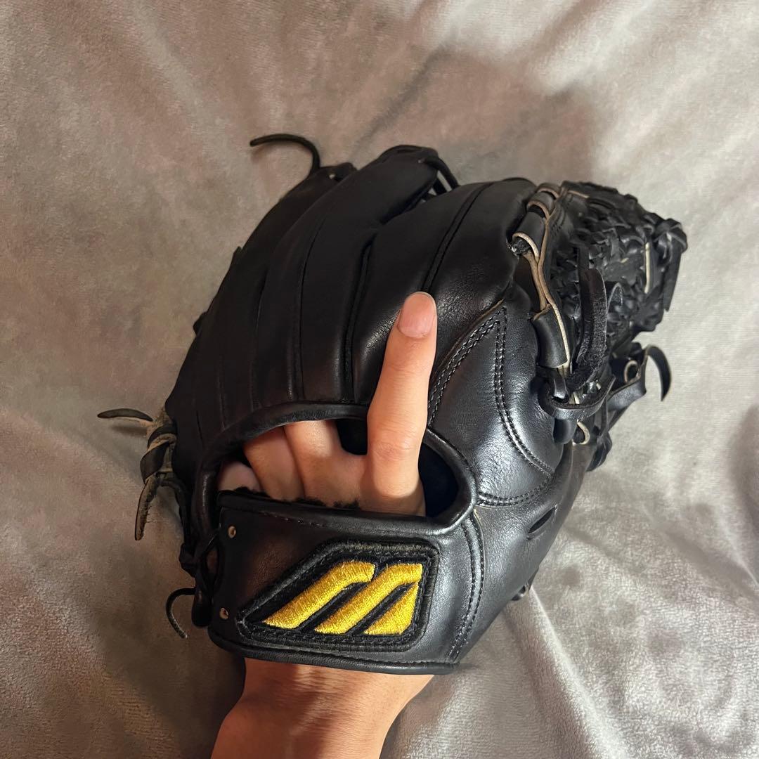 ミズノプロ　硬式内野手用グローブ　Mマーク　旧タグラベル