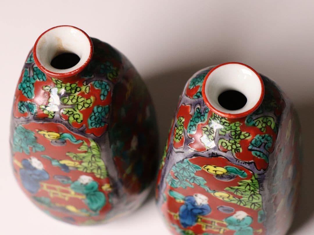 陶芸 九谷焼 木米写し 徳利一対 唐人物図 色絵 赤絵 酒器【MA469】