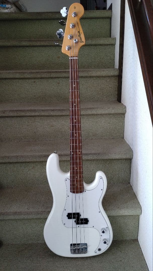 ベース GRASSROOTS G-PB