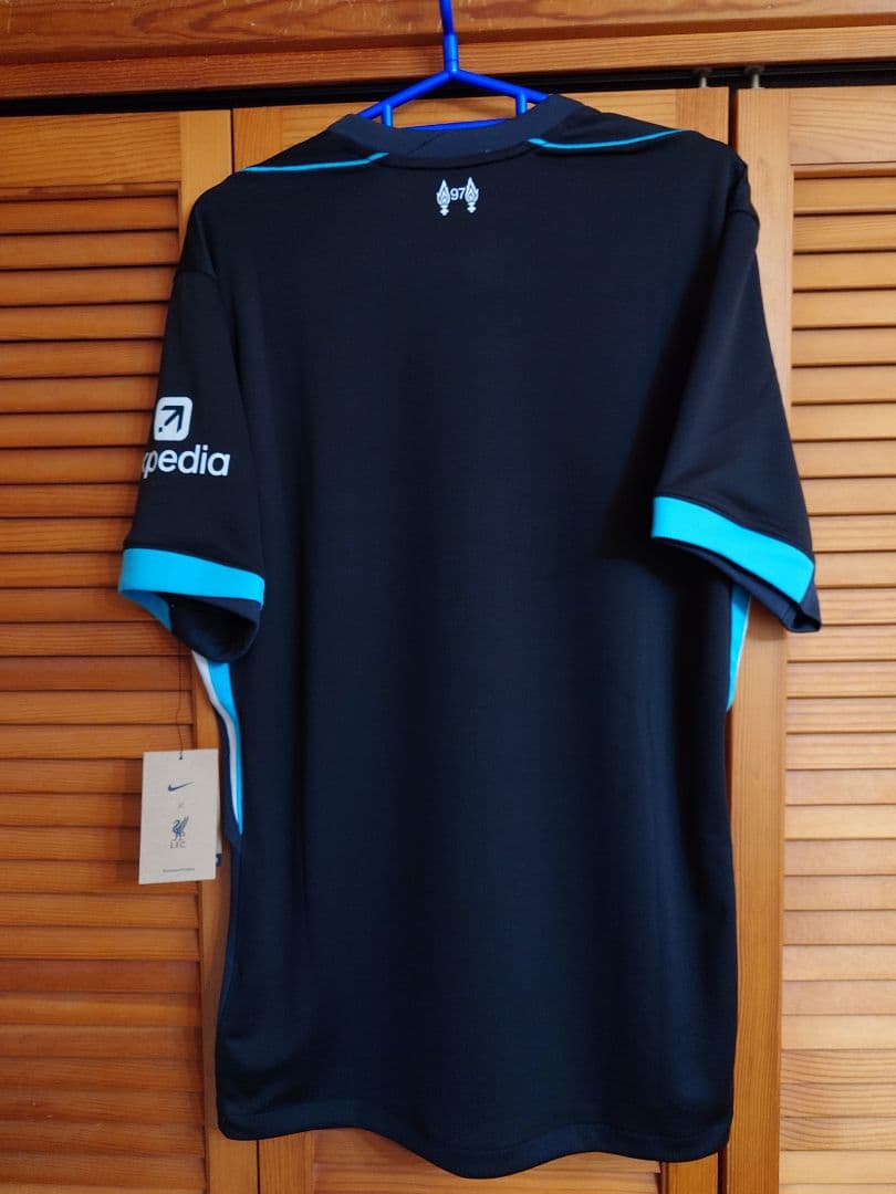 リバプール　24-25　アウェイユニフォーム