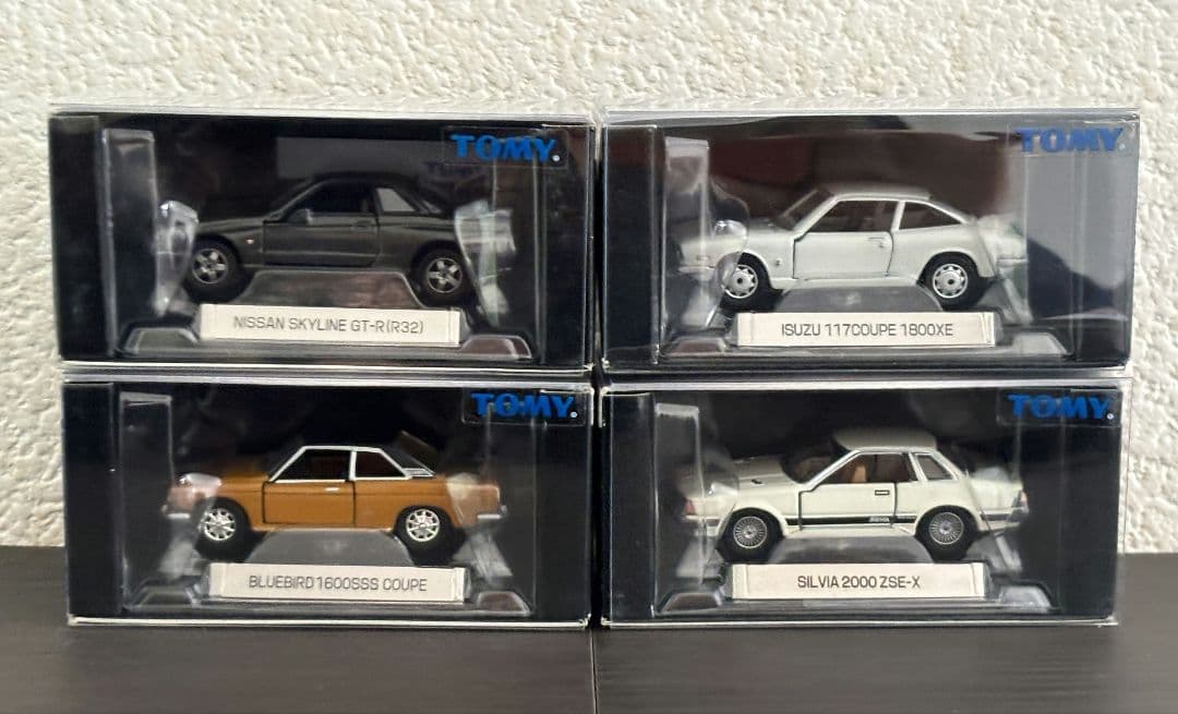 トミカリミテッド32台セット
