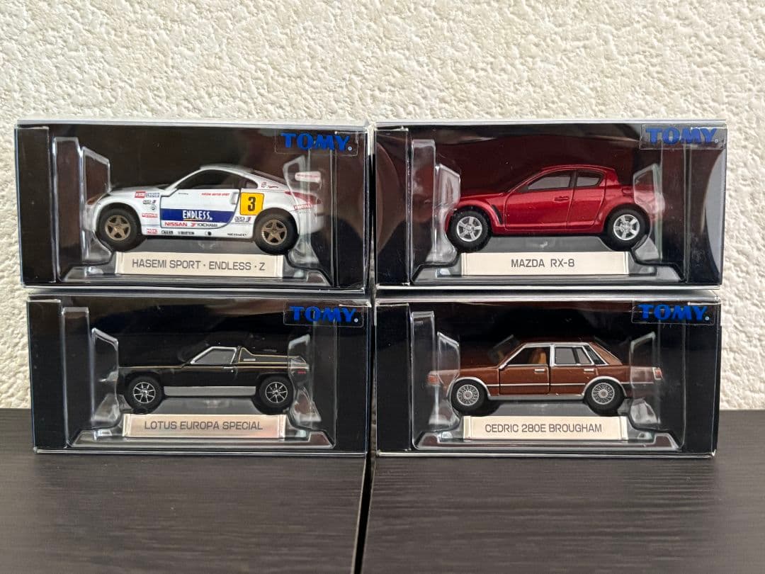 トミカリミテッド32台セット