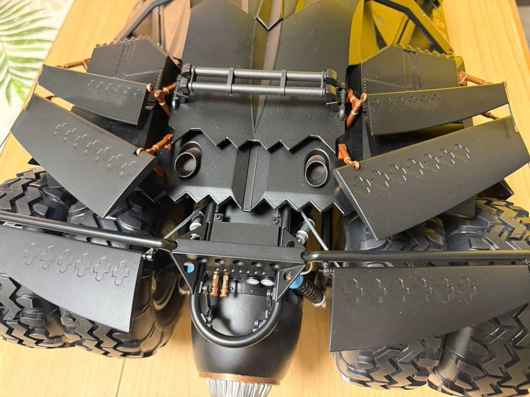 アシェット メタル・ギミックモデル バットモービル タンブラー完成品