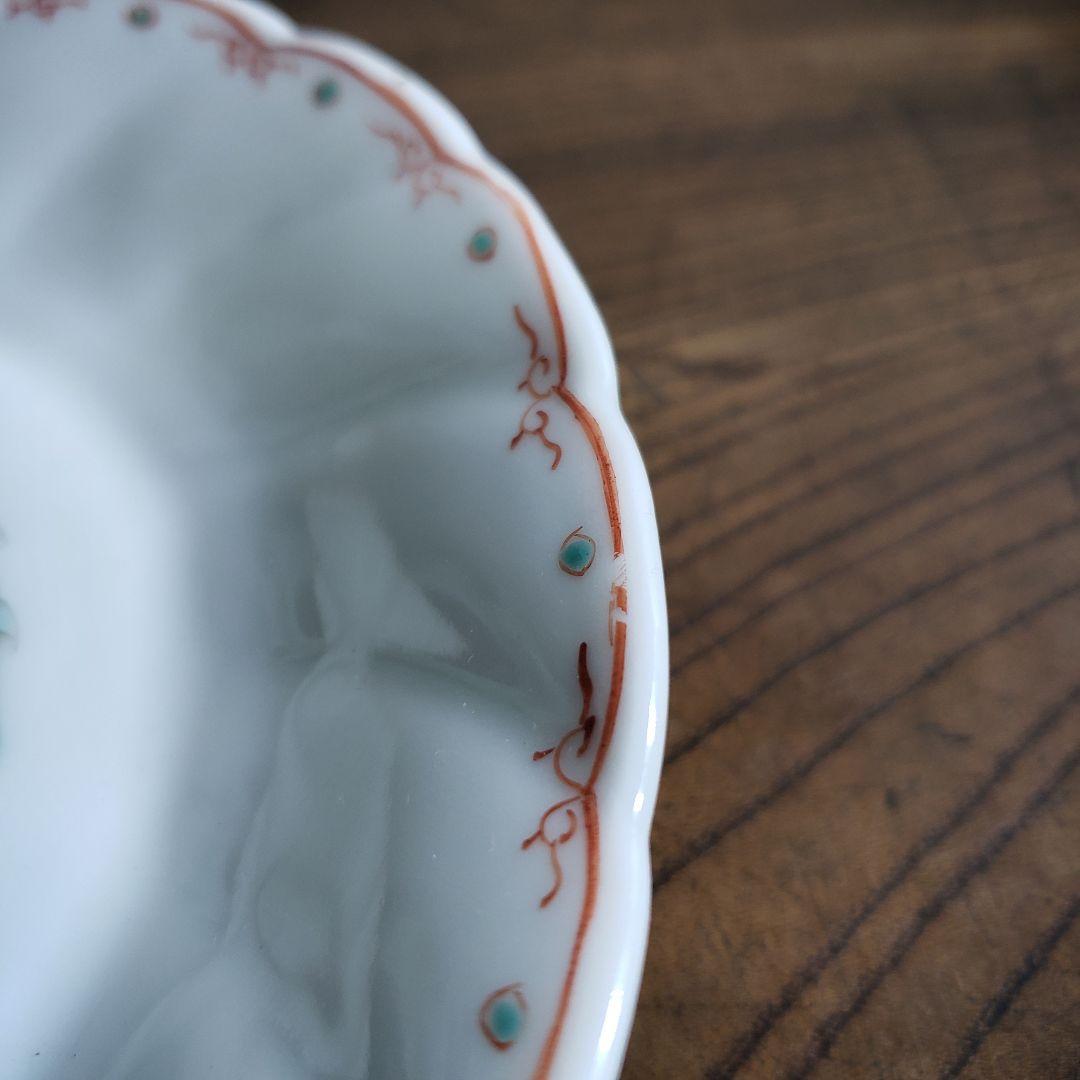 色絵付　皿　鳳凰　ねじり花弁縁　古伊万里　花文　唐草　銘　窯傷　イ号