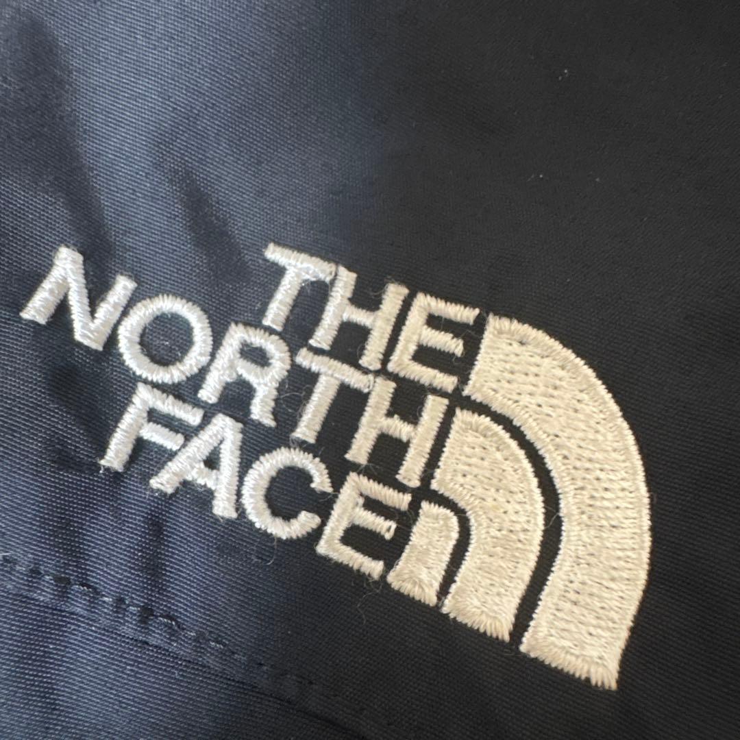 ノースフェイス　キッズ　スノーウェア　130センチ　ブラック　黒　サロペット