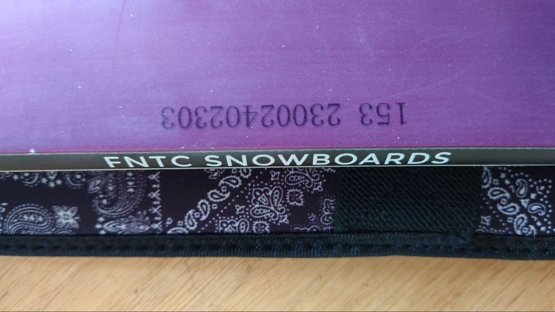 FNTC CVT スノーボード　153cm ソフトカバー付き