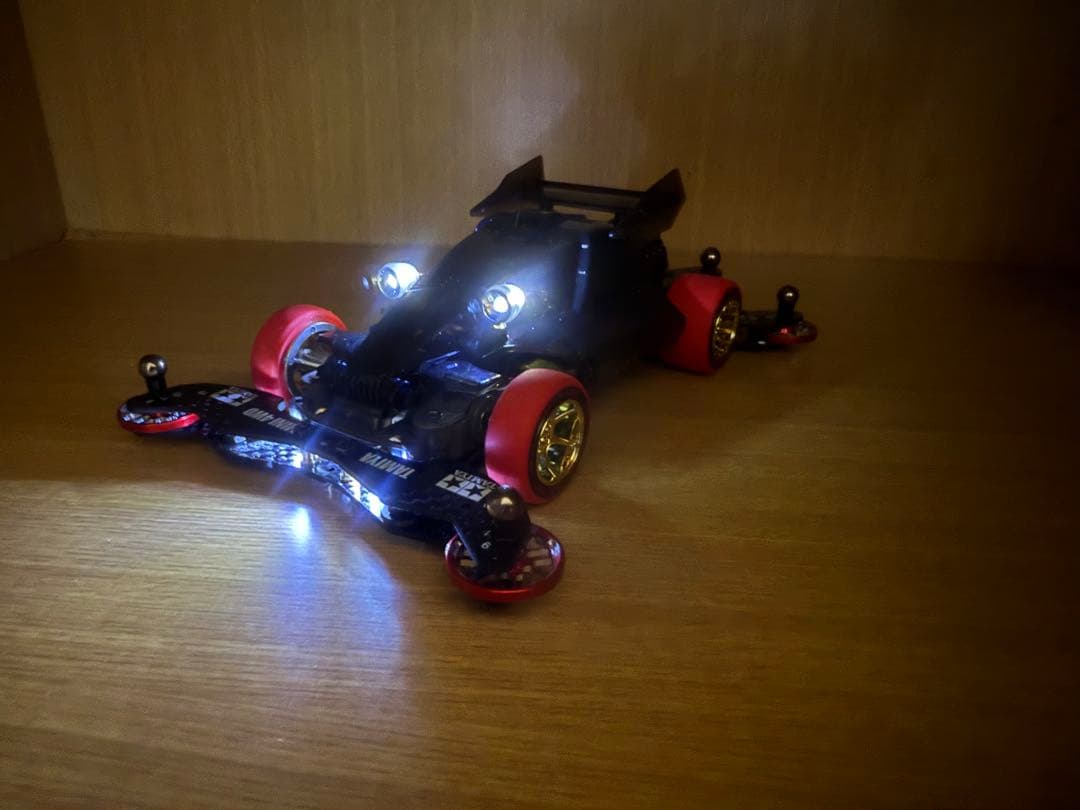 TAMIYAミニ四駆エンペラーブラックスペシャル（完成品）