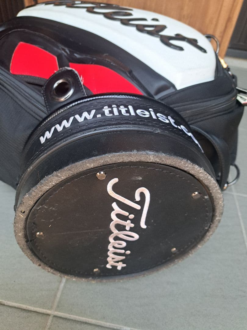 ド迫力　日本未発売　タイトリスト　USA限定　キャディバッグ　三点式