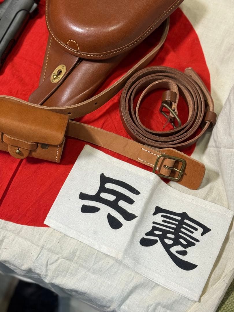 憲兵隊4点セット★14年式拳銃嚢＋吊り紐＋予備弾盒＆ベルト＋腕章（複製品）サバゲ