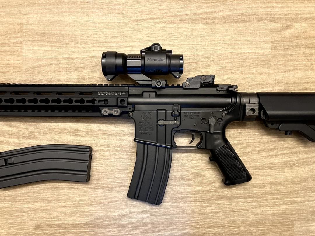 次世代電動ガン SOPMOD M4 カスタム　光学サイト付き