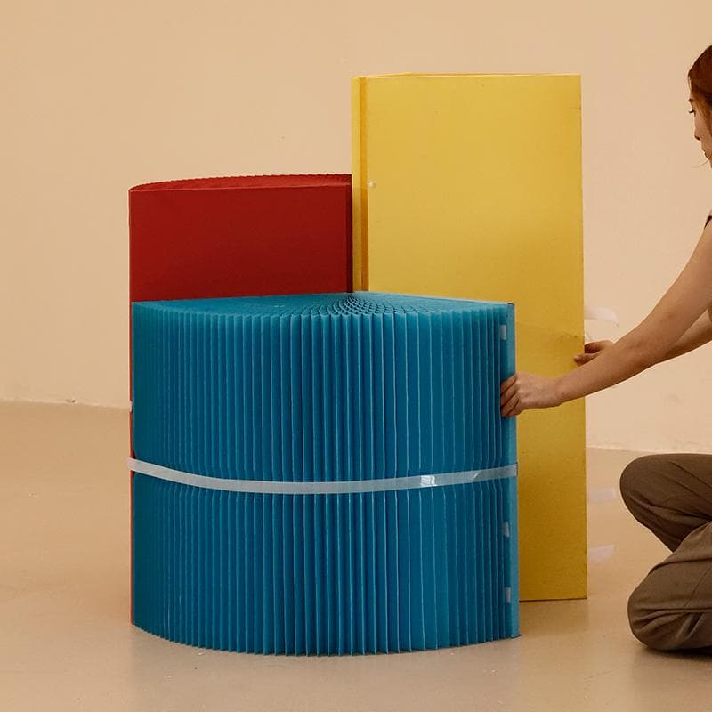 三色組み合わせ階段円柱型ディスプレイ台 直径60cm高さ78㎝ 陳列台 展示会