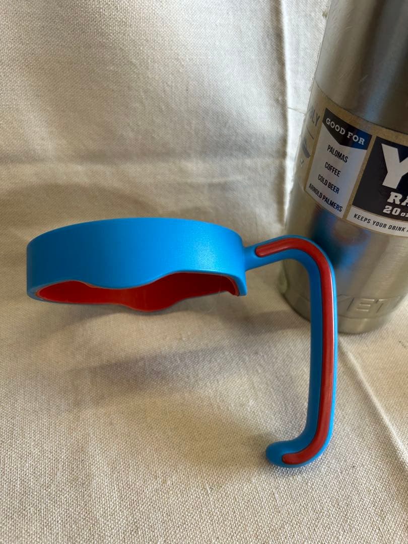 【新品】YETI ランブラー　タンブラー　20oz シルバー【ハンドル付き】