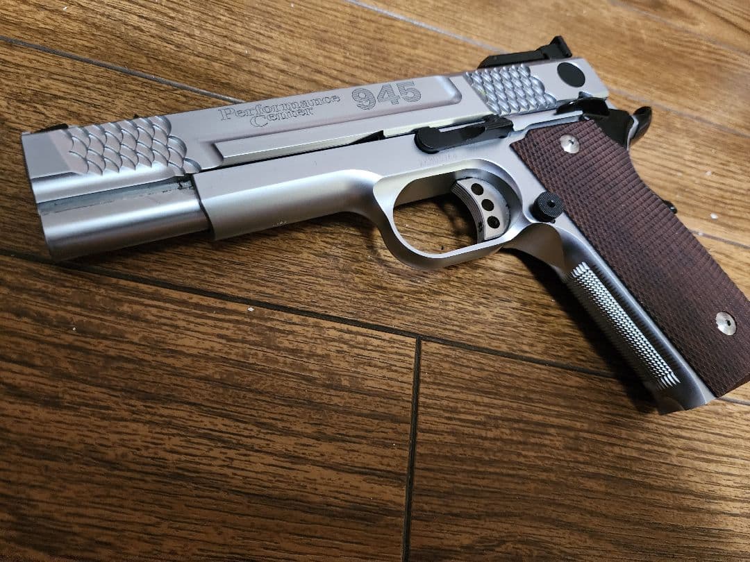 KSC ガスガン　M945　マガジン×2 部品取り用個体付き