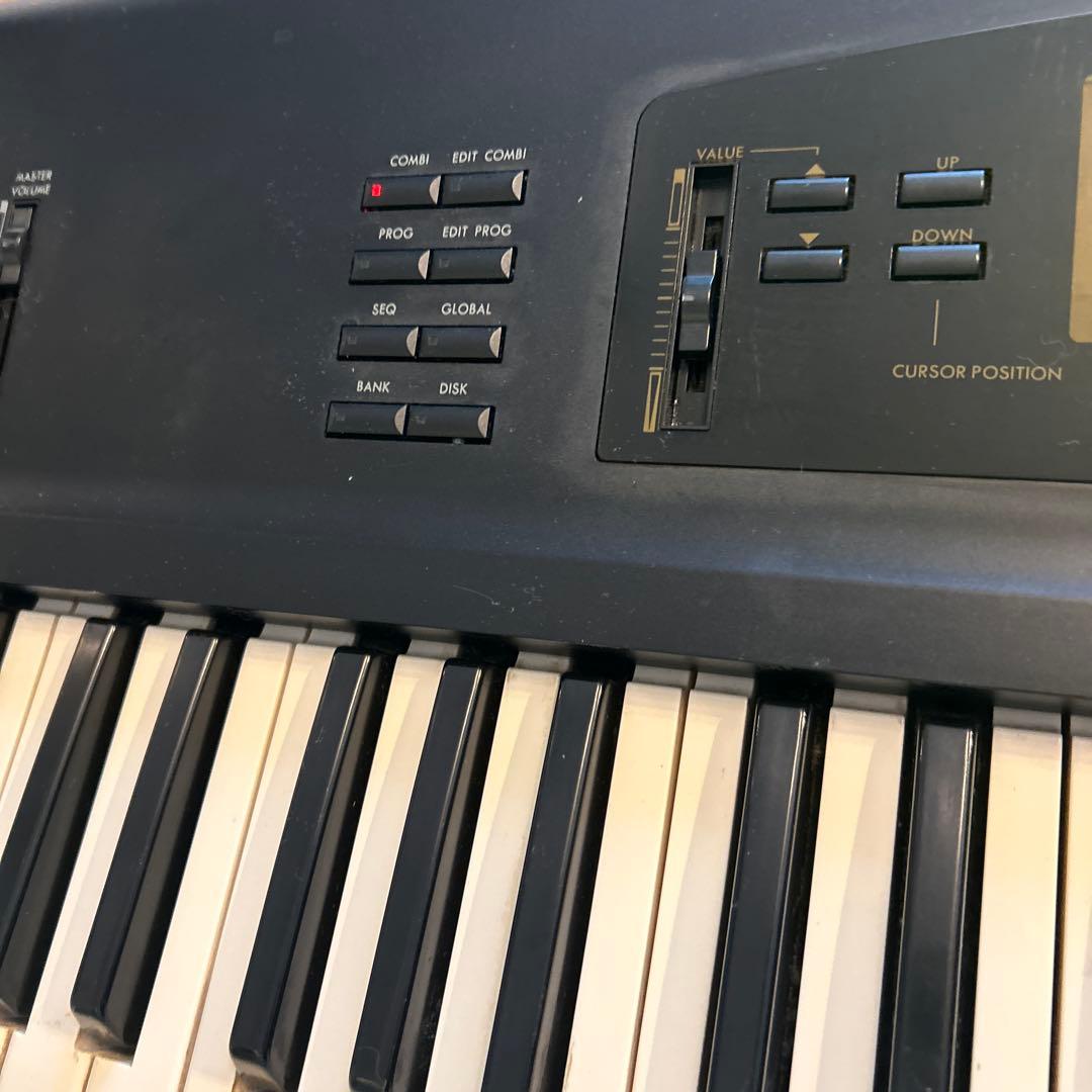 鍵盤楽器 KORG 01/w pro