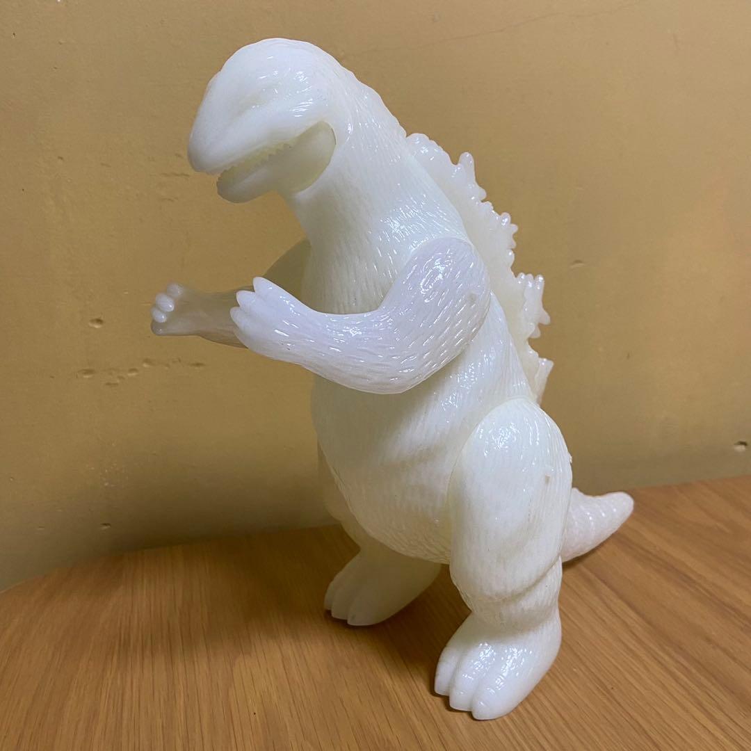 マルサン b/o スタイル ゴジラ 蓄光成型 未塗装ソフビ 5443