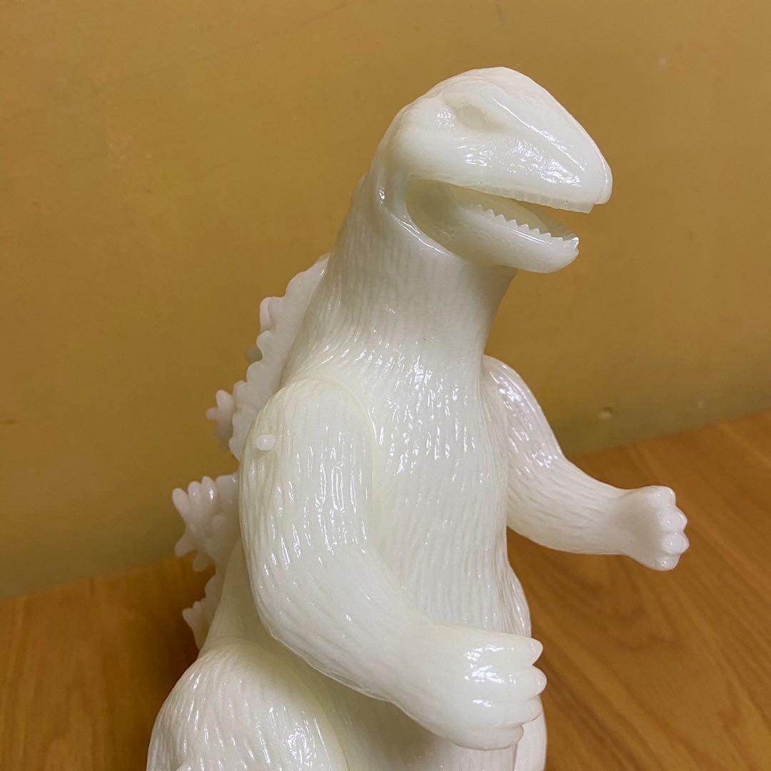 マルサン b/o スタイル ゴジラ 蓄光成型 未塗装ソフビ 5443