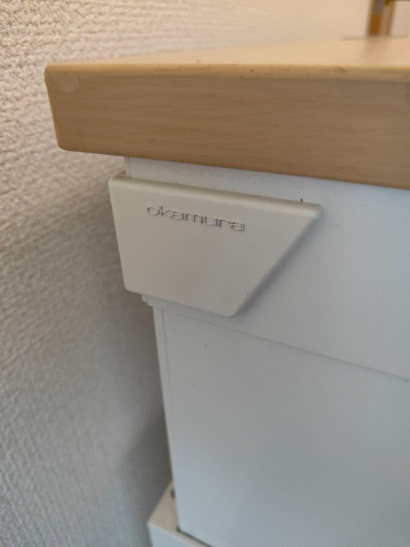 okamura オフィスデスク ナチュラルウッド　手動昇降式