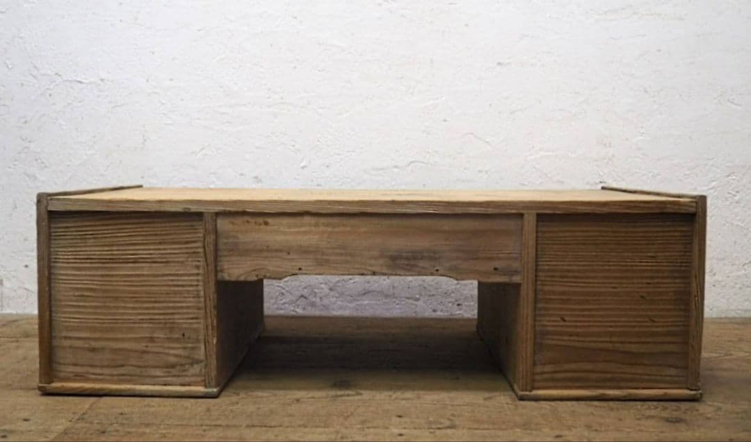 1047 アンティーク　ロータイプの両袖机　テーブル　デスク　古家具　レトロ