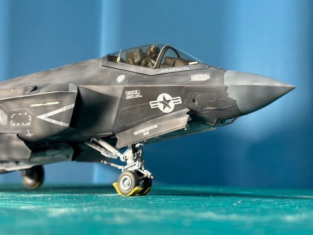 戦闘機　プラモデル完成品　タミヤ　1/48 F-35C ライトニングII