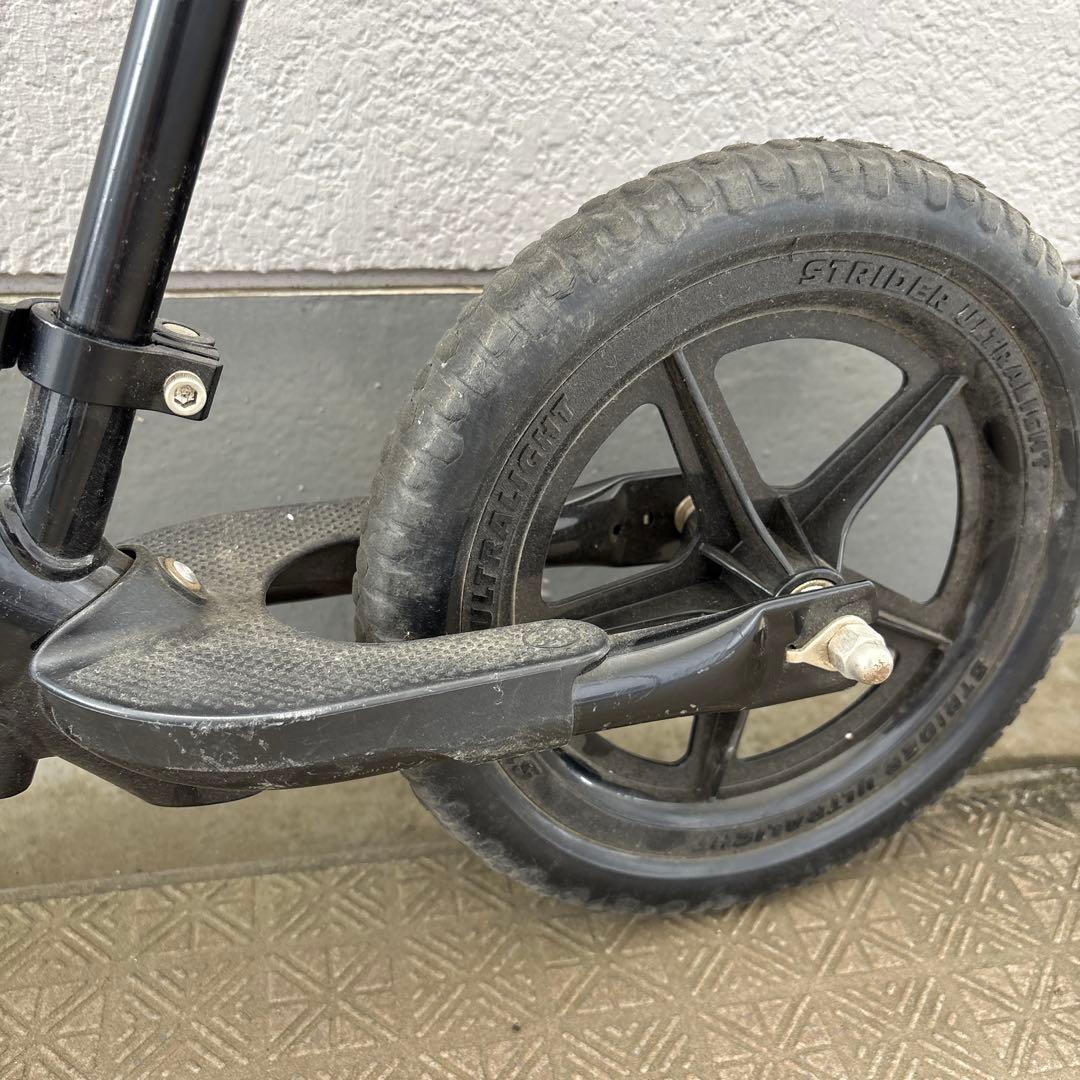 【箱説明書スタンド付】STRIDER 黒　12Sport ストライダー