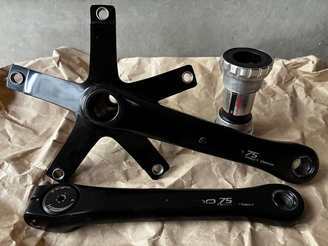 sugino75 Direct Drive クランクセット ブラック