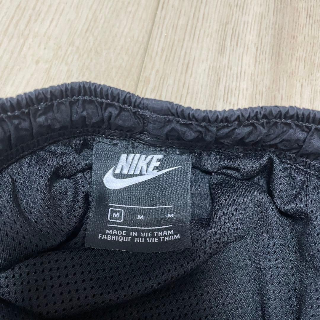 NIKE スポーツウェア ナイロンパンツ メンズMサイズ 黒白