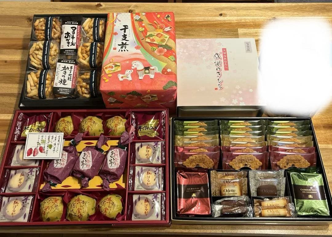 お歳暮ギフトセット　モロゾフ　加藤製菓　もち吉　5点